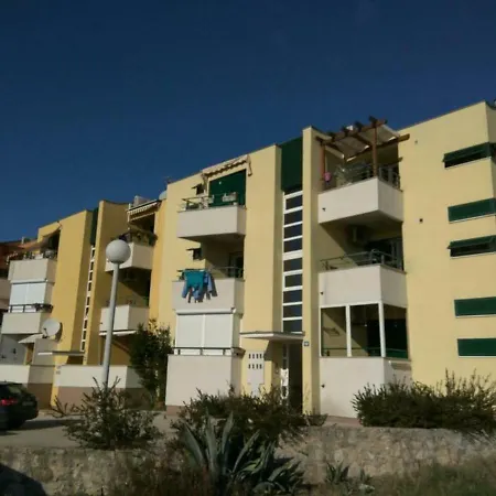Apartman Z&d Apartamento